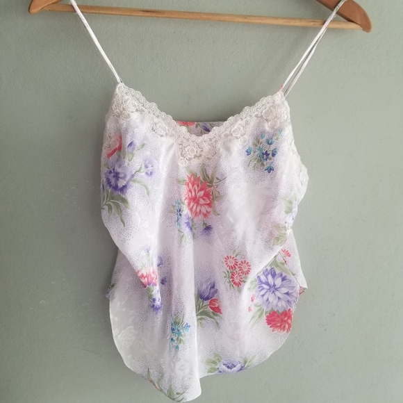 Silk and Satin Vintage cami - Picture 13 of 15